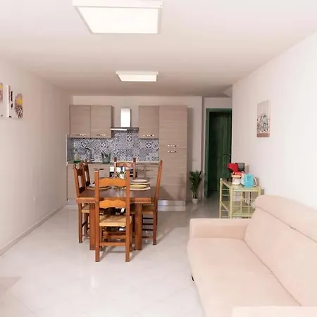 Casa Leo